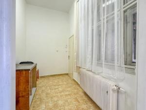 Pronájem kanceláře, Mnichovo Hradiště, Masarykovo náměstí, 58 m2