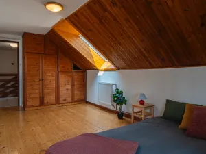 Prodej rodinného domu, Lázně Bělohrad, 178 m2