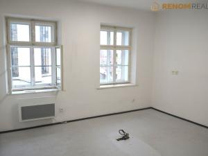 Pronájem obchodního prostoru, Olomouc, Opletalova, 85 m2