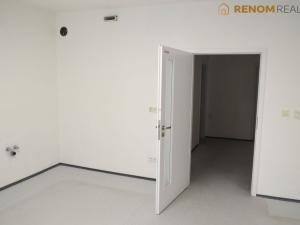 Pronájem obchodního prostoru, Olomouc, Opletalova, 85 m2