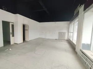 Pronájem obchodního prostoru, Hradec Králové, třída SNP, 80 m2