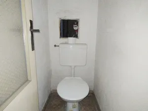 Pronájem obchodního prostoru, Hradec Králové, třída SNP, 80 m2