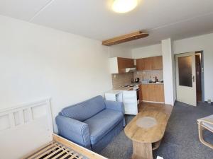 Pronájem bytu 1+kk, Praha - Modřany, Pirinská, 29 m2