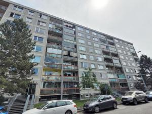 Pronájem bytu 1+kk, Praha - Modřany, Pirinská, 29 m2