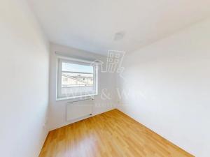 Pronájem bytu 3+kk, Praha - Kbely, Toužimská, 95 m2