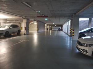 Pronájem garáže, Praha - Vysočany, Čerpadlová, 12 m2