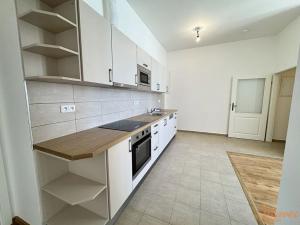 Pronájem bytu 3+kk, Praha - Staré Město, Národní, 68 m2