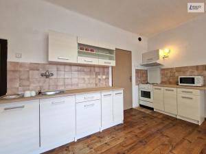 Prodej rodinného domu, Klučenice, 137 m2