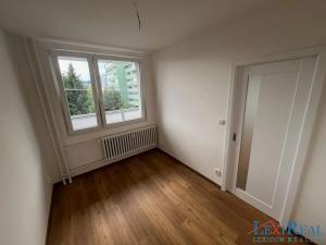 Pronájem bytu 2+kk, Praha - Motol, Hennerova, 33 m2