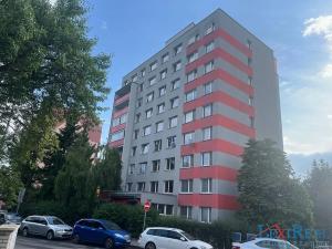 Pronájem bytu 2+kk, Praha - Motol, Hennerova, 33 m2