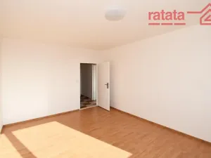 Pronájem bytu 2+1, Chomutov, Jirkovská, 63 m2