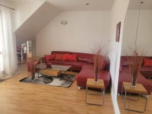 Pronájem bytu 3+1, Praha - Vinohrady, Rejskova, 106 m2