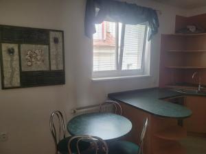 Pronájem bytu 3+1, Praha - Vinohrady, Rejskova, 106 m2
