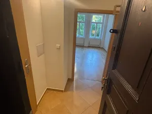 Pronájem bytu 3+1, Praha - Nové Město, Na Moráni, 61 m2