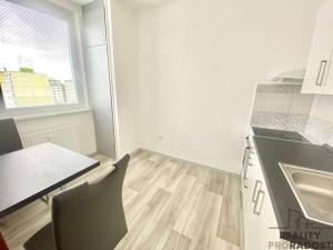Pronájem bytu 1+1, Olomouc, Stiborova, 34 m2