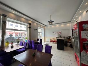Pronájem restaurace, Praha - Břevnov, Bělohorská, 125 m2