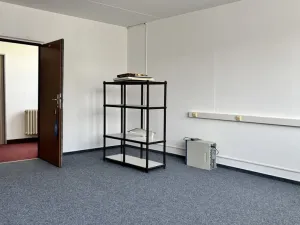 Pronájem kanceláře, Plzeň - Východní Předměstí, Modřínová, 27 m2