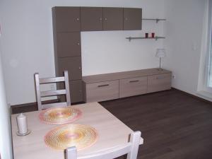 Pronájem bytu 1+kk, Praha - Horní Měcholupy, Hornoměcholupská, 62 m2