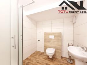 Pronájem bytu 1+kk, Jaroměř, Husova, 23 m2