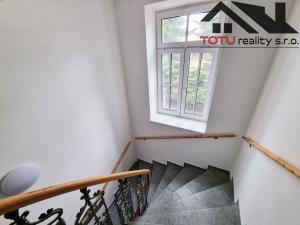 Pronájem bytu 1+kk, Jaroměř, Husova, 23 m2