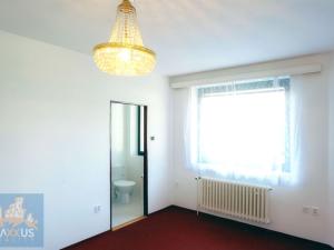 Pronájem rodinného domu, Praha - Lhotka, Na dlouhé mezi, 436 m2