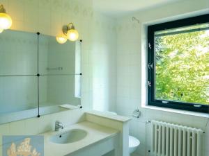 Pronájem rodinného domu, Praha - Lhotka, Na dlouhé mezi, 436 m2