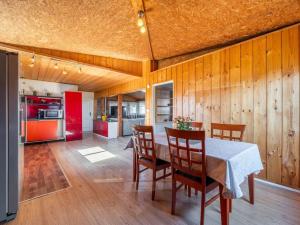 Prodej rodinného domu, Lišov - Dolní Slověnice, 125 m2