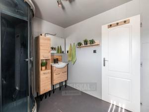 Prodej rodinného domu, Lišov - Dolní Slověnice, 125 m2