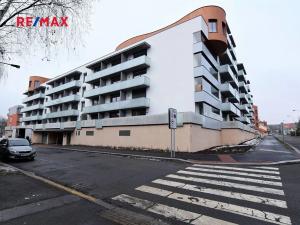 Pronájem bytu 2+kk, Praha - Kobylisy, Čumpelíkova, 64 m2