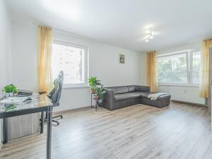 Prodej bytu 2+1, Praha - Letňany, Křivoklátská, 65 m2