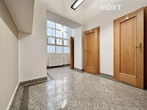 Pronájem kanceláře, Praha - Žižkov, Sladkovského náměstí, 245 m2