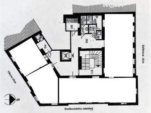 Pronájem kanceláře, Praha - Žižkov, Sladkovského náměstí, 245 m2