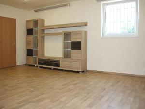 Pronájem komerční nemovitosti, Zlín, Prostřední, 68 m2