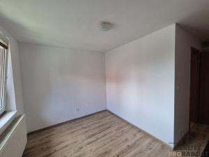 Pronájem bytu 1+kk, Návsí, 25 m2