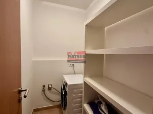 Pronájem bytu 1+kk, Praha, Ocelářská, 42 m2
