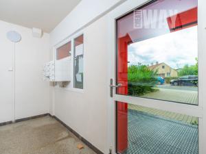 Prodej bytu 2+1, Praha - Miškovice, Polabská, 49 m2