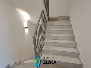 Pronájem bytu 2+kk, Brno, Burianovo náměstí, 41 m2
