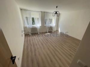 Pronájem bytu 2+1, Hradec Králové, Štefcova, 58 m2