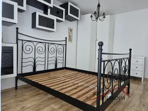 Pronájem bytu 3+kk, Praha - Kamýk, Papírníkova, 61 m2