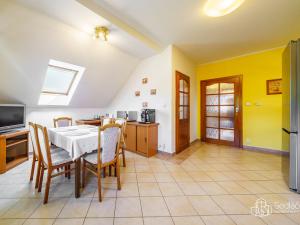 Prodej bytu 3+1, Karlovy Vary - Tašovice, 132 m2