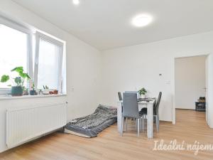 Pronájem bytu 2+kk, Brno, Slatinská, 42 m2