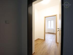 Pronájem kanceláře, Kladno, Bendlova, 113 m2