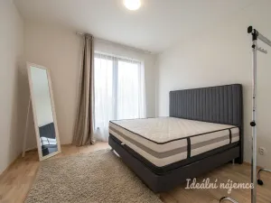 Pronájem bytu 2+kk, Praha - Hrdlořezy, Učňovská, 54 m2