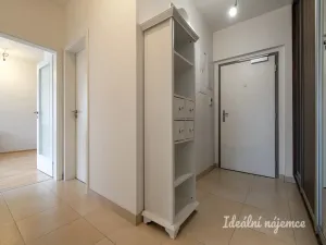Pronájem bytu 2+kk, Praha - Hrdlořezy, Učňovská, 54 m2