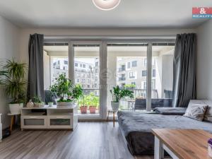 Prodej bytu 2+kk, Praha - Ruzyně, Huppnerova, 54 m2