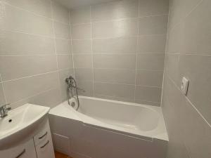 Prodej bytu 2+1, Chomutov, 17. listopadu, 64 m2