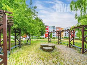 Prodej bytu 2+1, Praha - Miškovice, Polabská, 49 m2