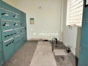 Pronájem skladu, Nučice, K Desítce, 400 m2