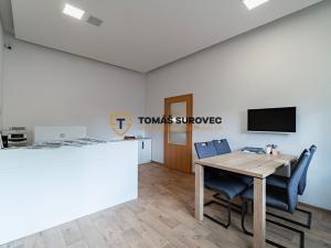 Prodej rodinného domu, Vizovice, Palackého Nám., 100 m2