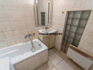 Prodej rodinného domu, Vizovice, Palackého Nám., 100 m2